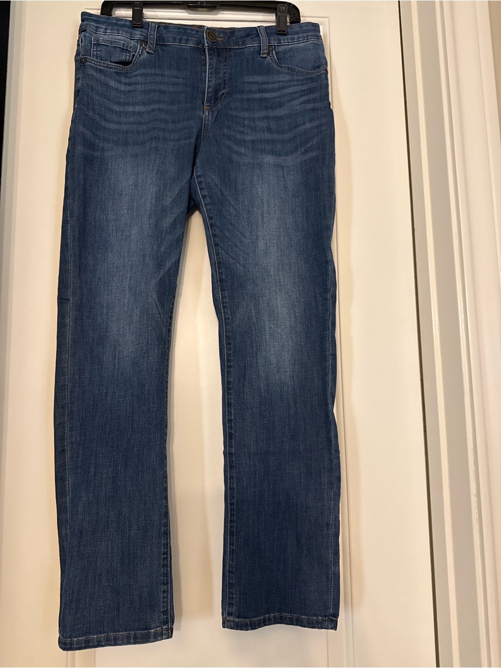 Kut from the Kloth Women’s Boyfriend Jeans, Size 10, Medium Wash